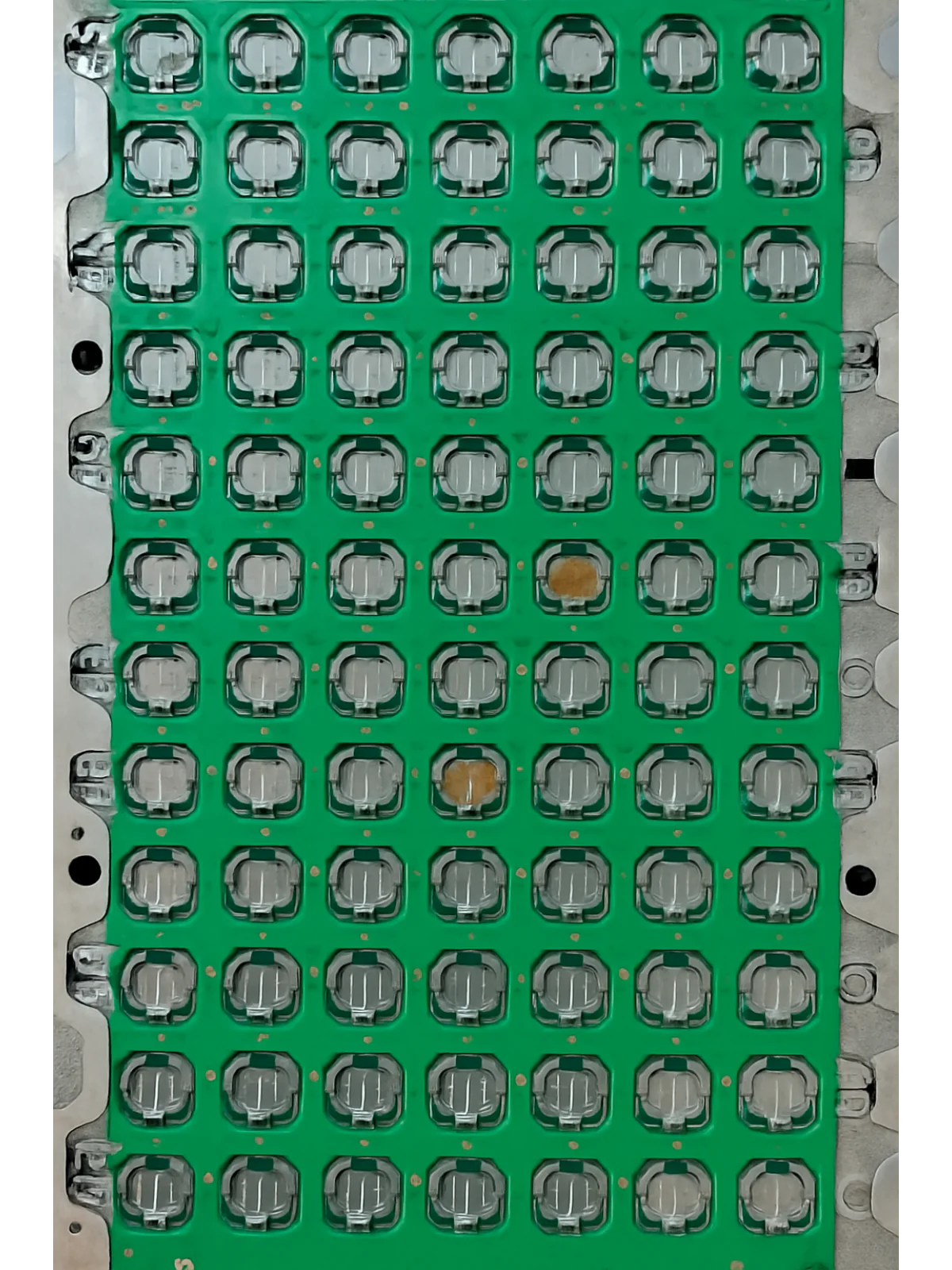 Deep learning battery defect detection
